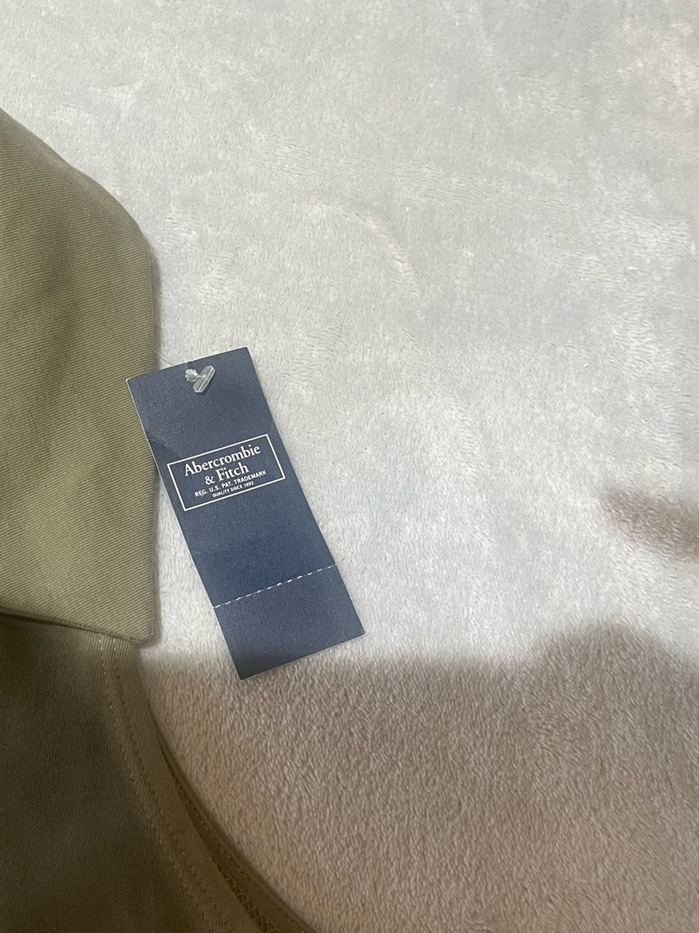 Abercrombie & Fitch Olive Hooded Cropped Tank - Picture 3 of 4
